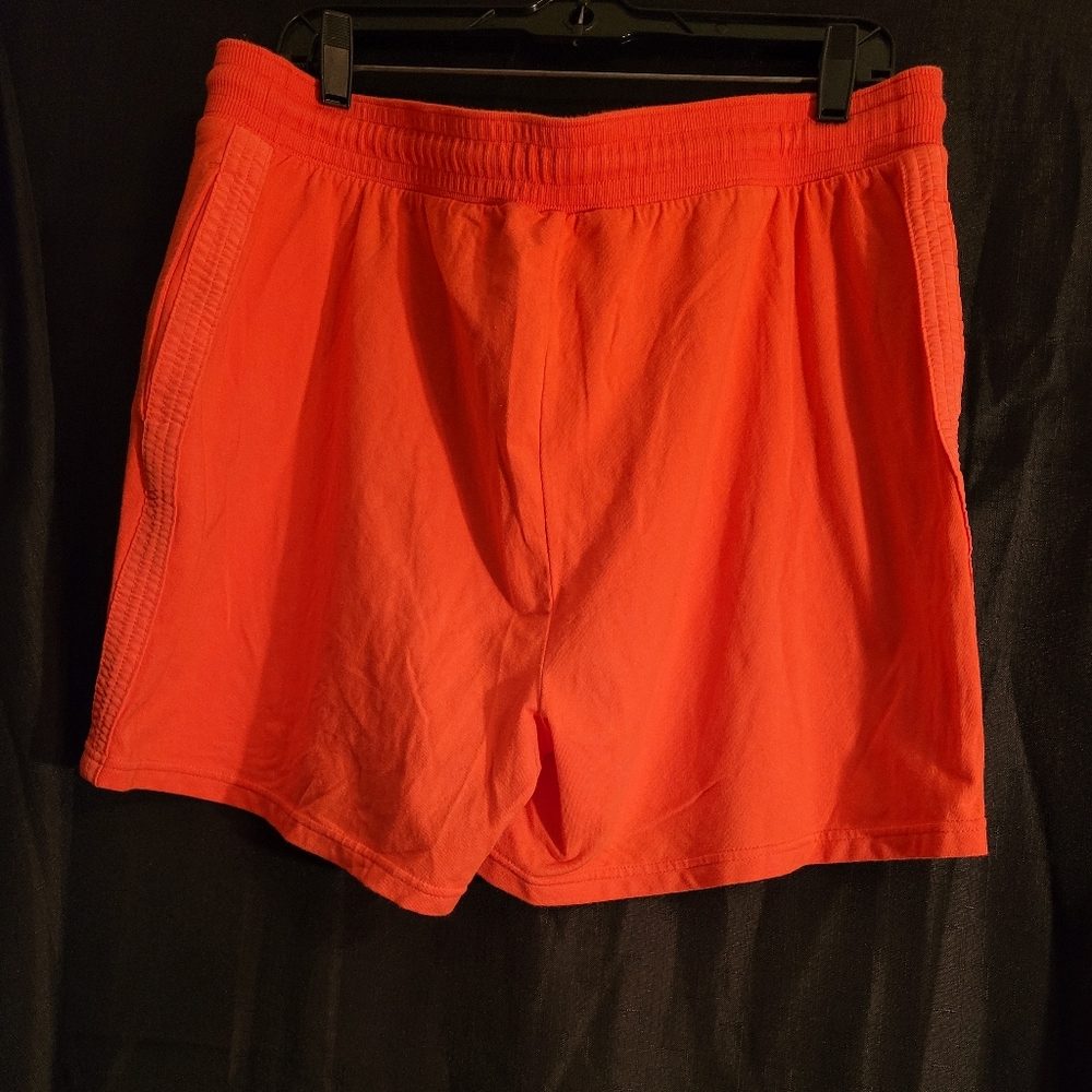 Shorts Set - Picture 3 of 3